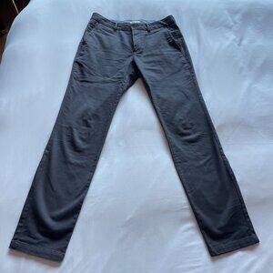 PERK Feel Good Chinos | Black